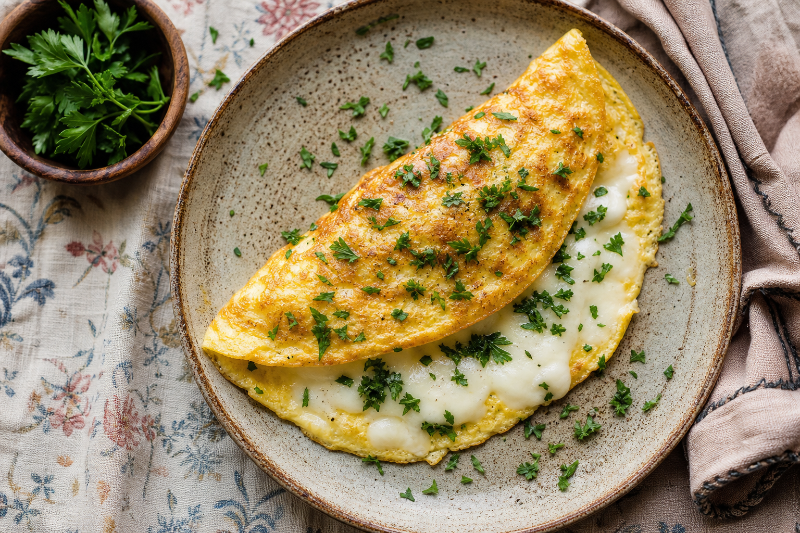 Omelette mozzarella et persil, recette GustoPlan